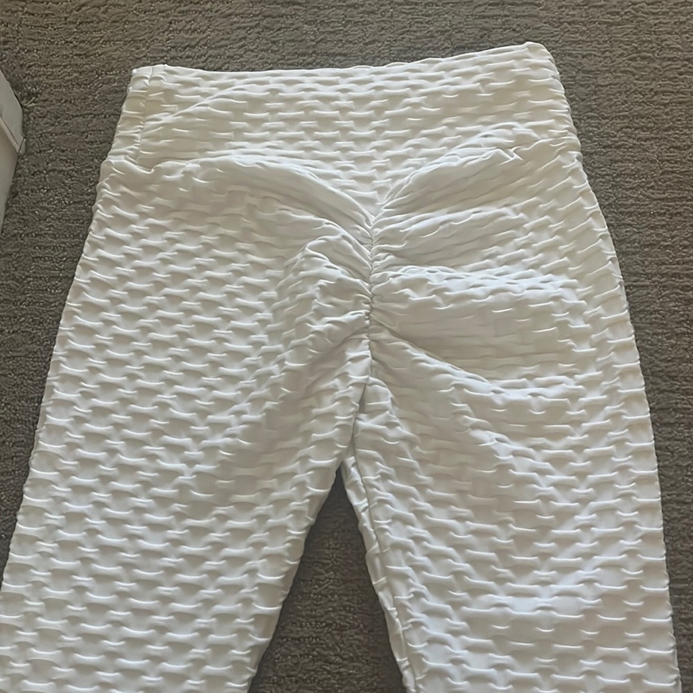 Cute pants worn once makes you have a fatass